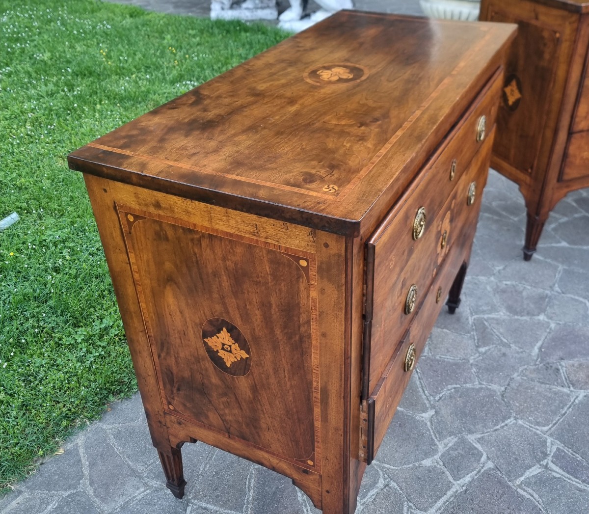 Pair Of Louis XVI Commodes From The 18th Century In Veneered And Inlaid Walnut-photo-4