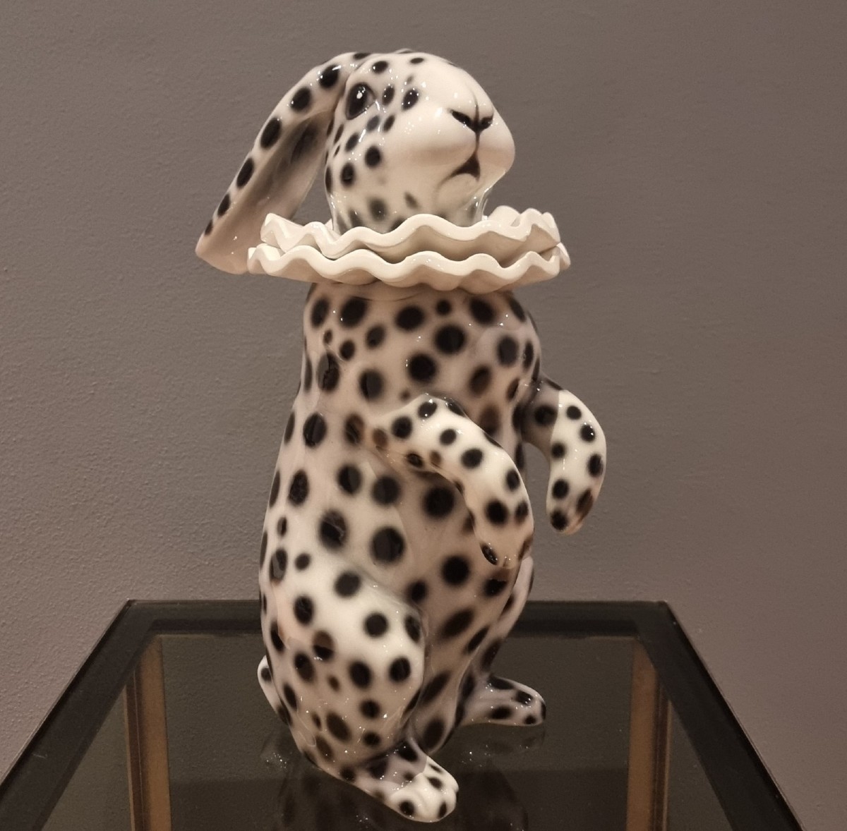 Lapin En Céramique Peint à La Main Pierrot