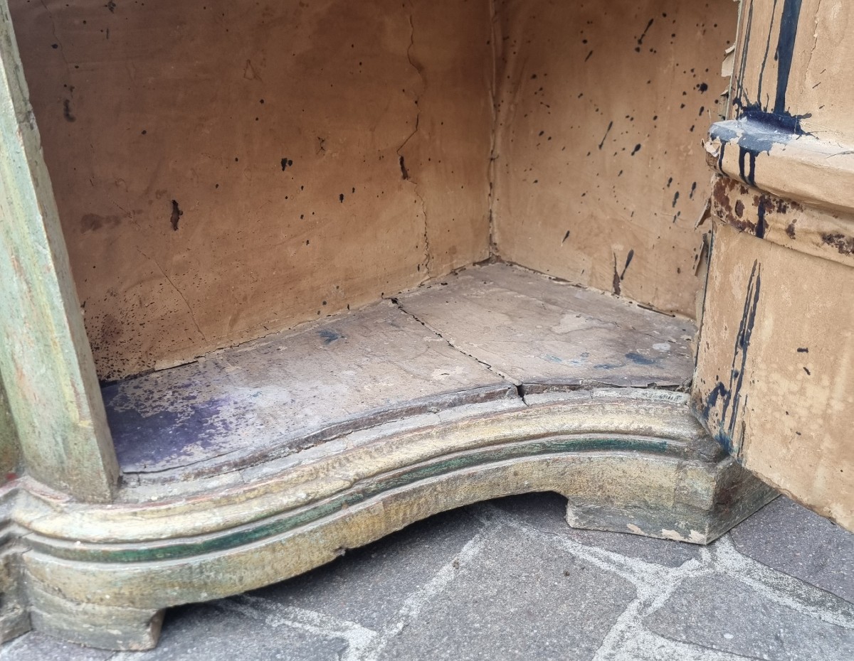 18th Century Venetian Lacquered Sideboard – Timeless Elegance-photo-4