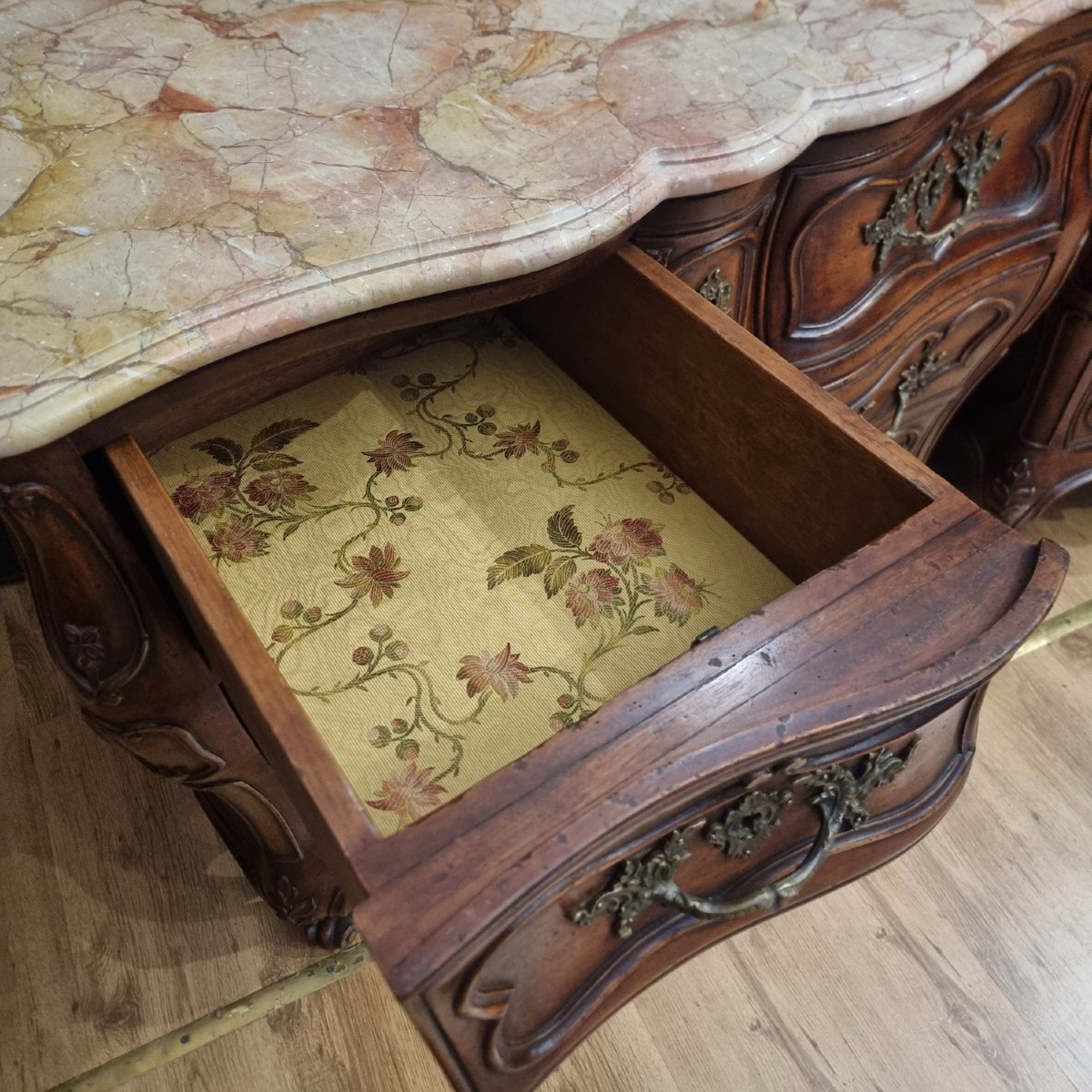 Pair Of  Walnut Chests Of Drawers 900 Provençal Elegance-photo-3