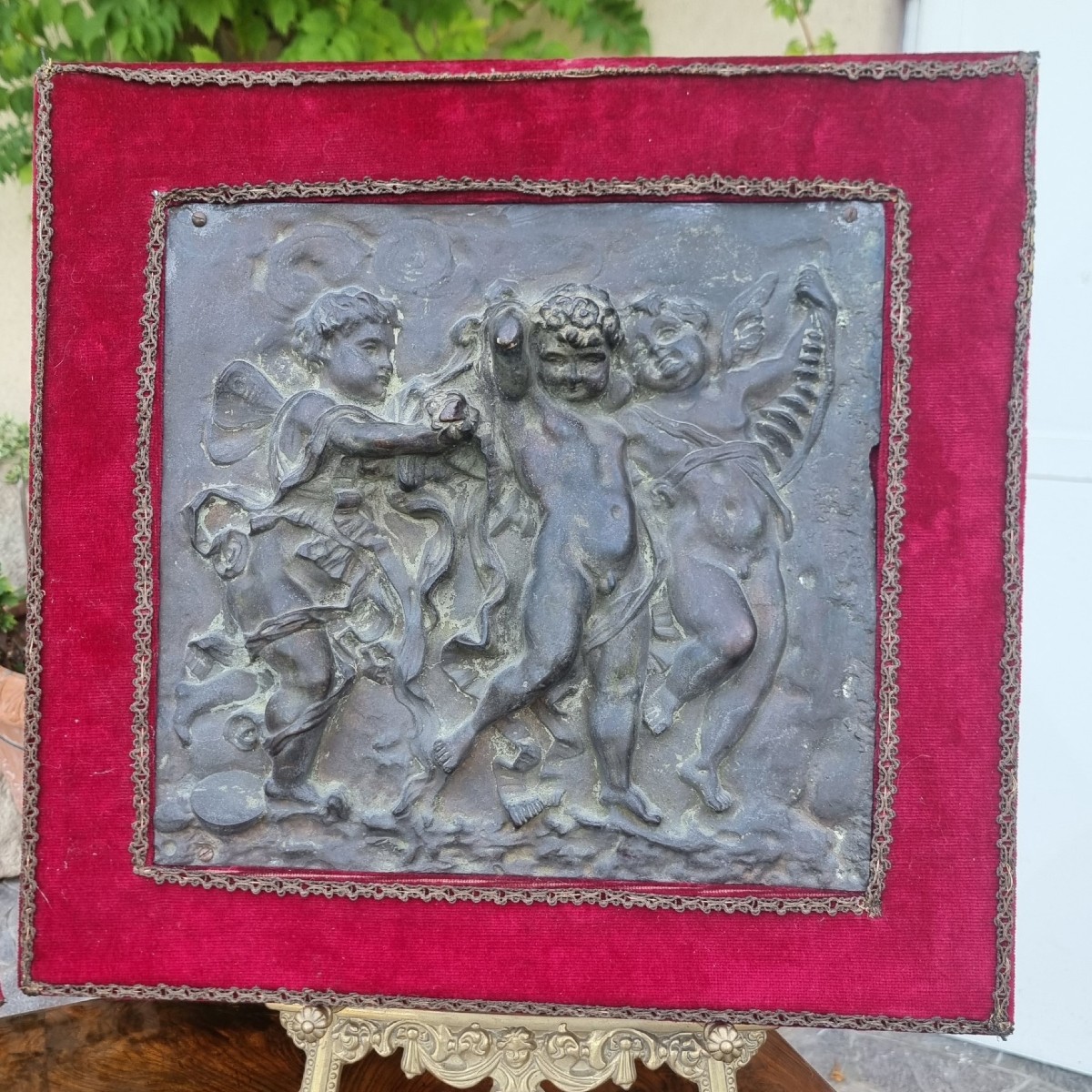 Paire de hauts-reliefs en bronze de 1780-photo-3
