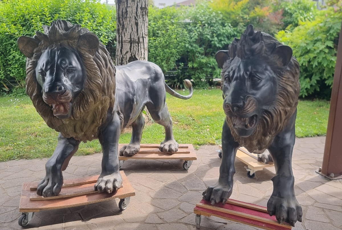 Paire de lions en bronze fin  XIXe siècle original pas de nouvelle réplique-photo-2