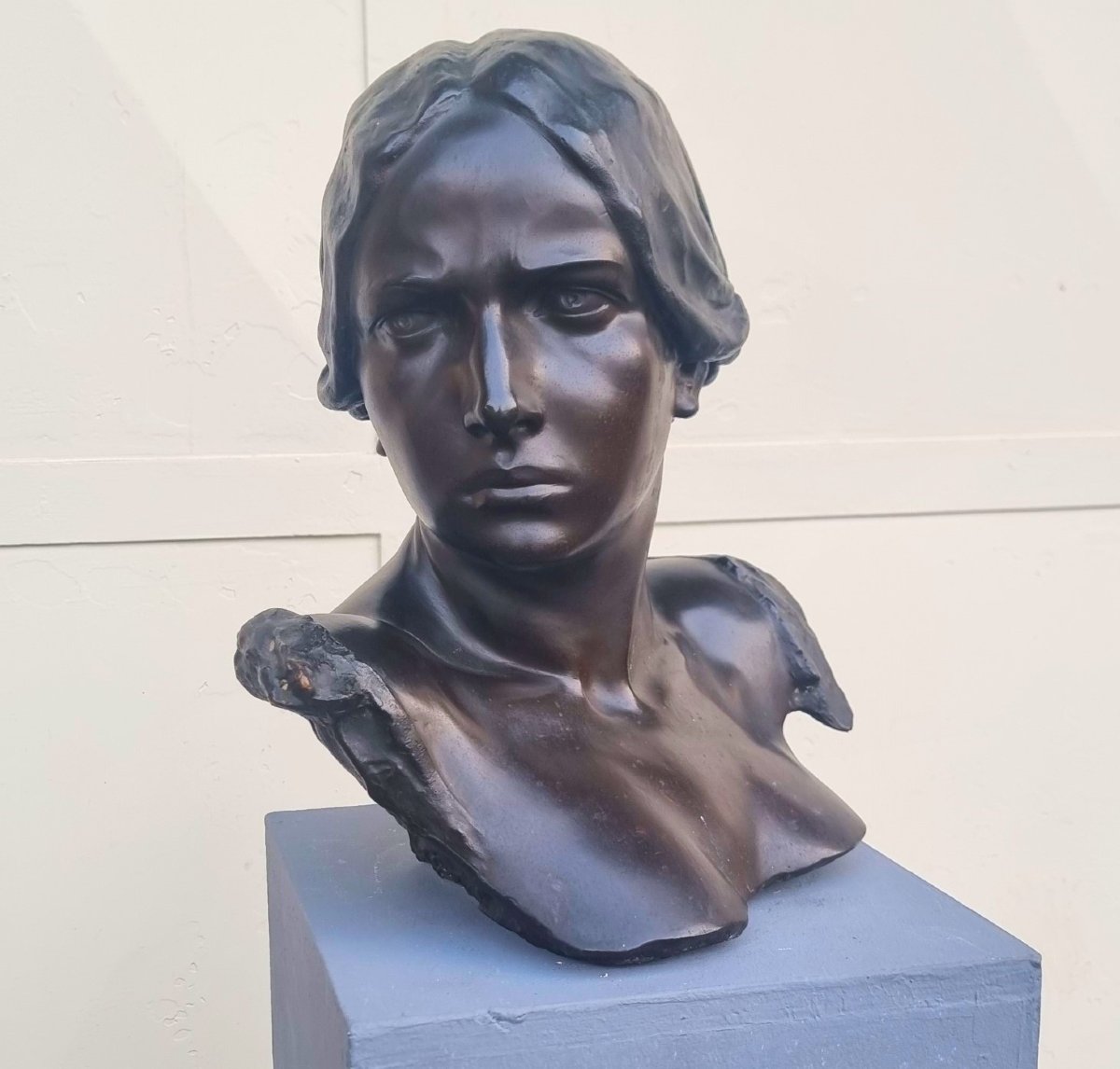 Sculpture en bronze du XIXe siècle buste féminin