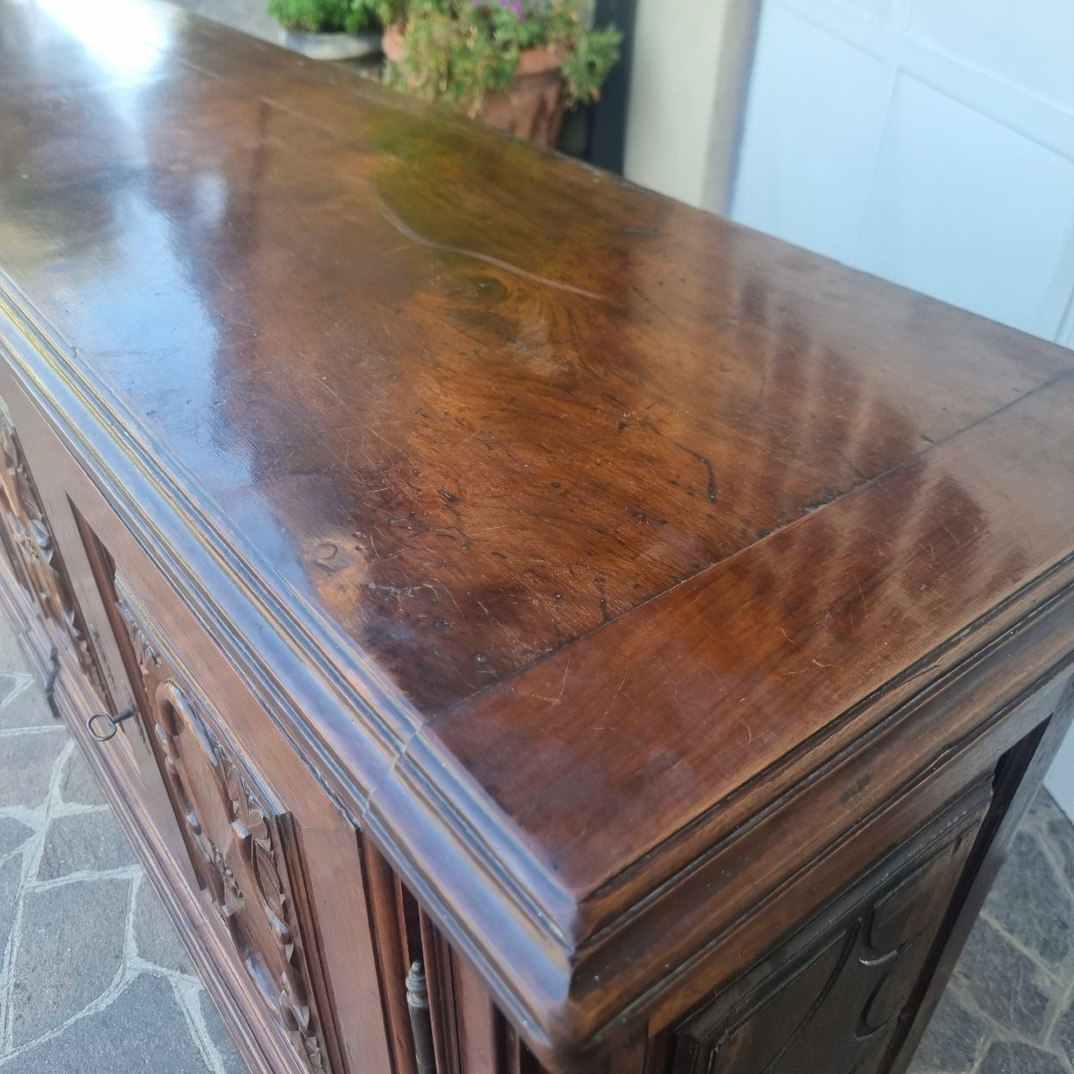Buffet  en noyer du XVIIIe siècle d'une villa turinoise-photo-2