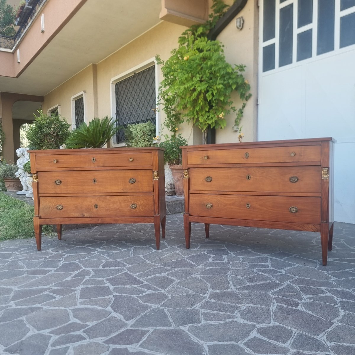 Paire de commodes en merisier 1820 Retour d'Égypte