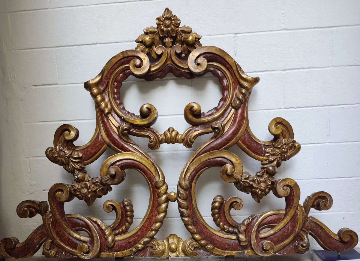 17th-century Wooden Frieze Gilded With Gold Leaf And Lacquered To Resemble Marble, From A Noble Palace In Rome-photo-1