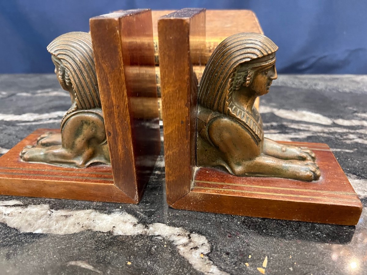 Pair Of Return From Egypt Bookends In Bronze And Wood-photo-3