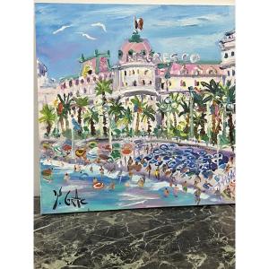Nice, The Lively Beaches In Front Of The Palace