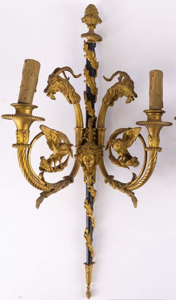 Grande paire d'Appliques d'après Gouthière.19ème siècle -photo-2