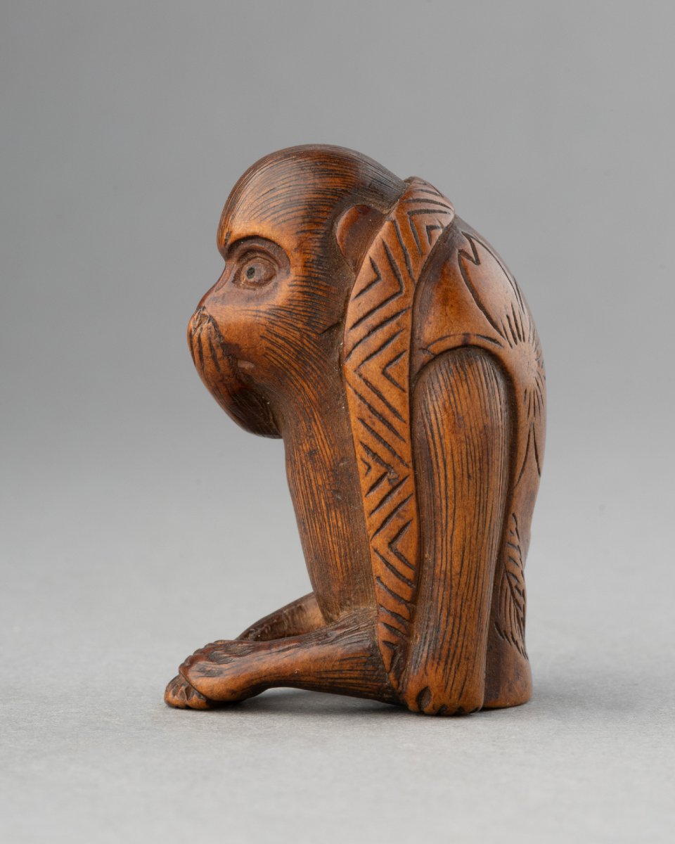 Netsuke – Amusing Model Of A Small Monkey, Depicted Seated. Japan, Late Edo, Early Meiji Period-photo-3
