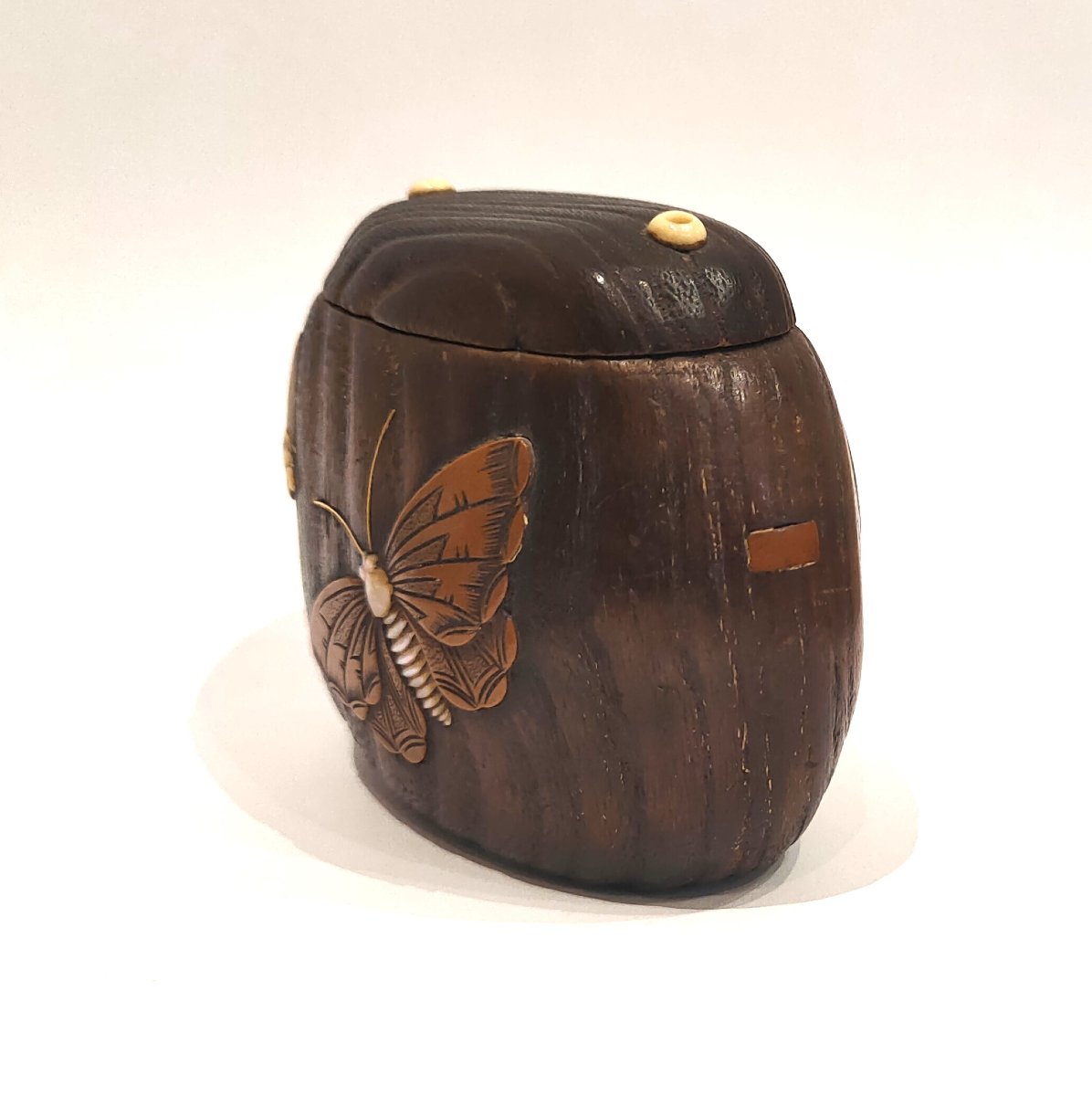 Tonkotsu. Carved Wooden Tobacco Box. Edo Period, Japan; Sagemono; Japanese Art-photo-2