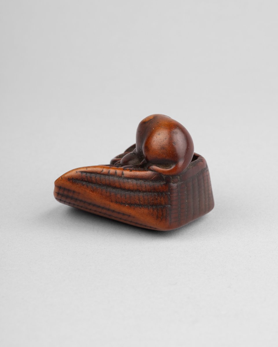 A Carved Boxwood Netsuke Depicting A Basket Filled With Mushrooms And Mice. Edo Period, Japan-photo-2