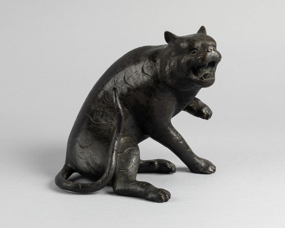 Bronze Tiger. Japan Edo-photo-3