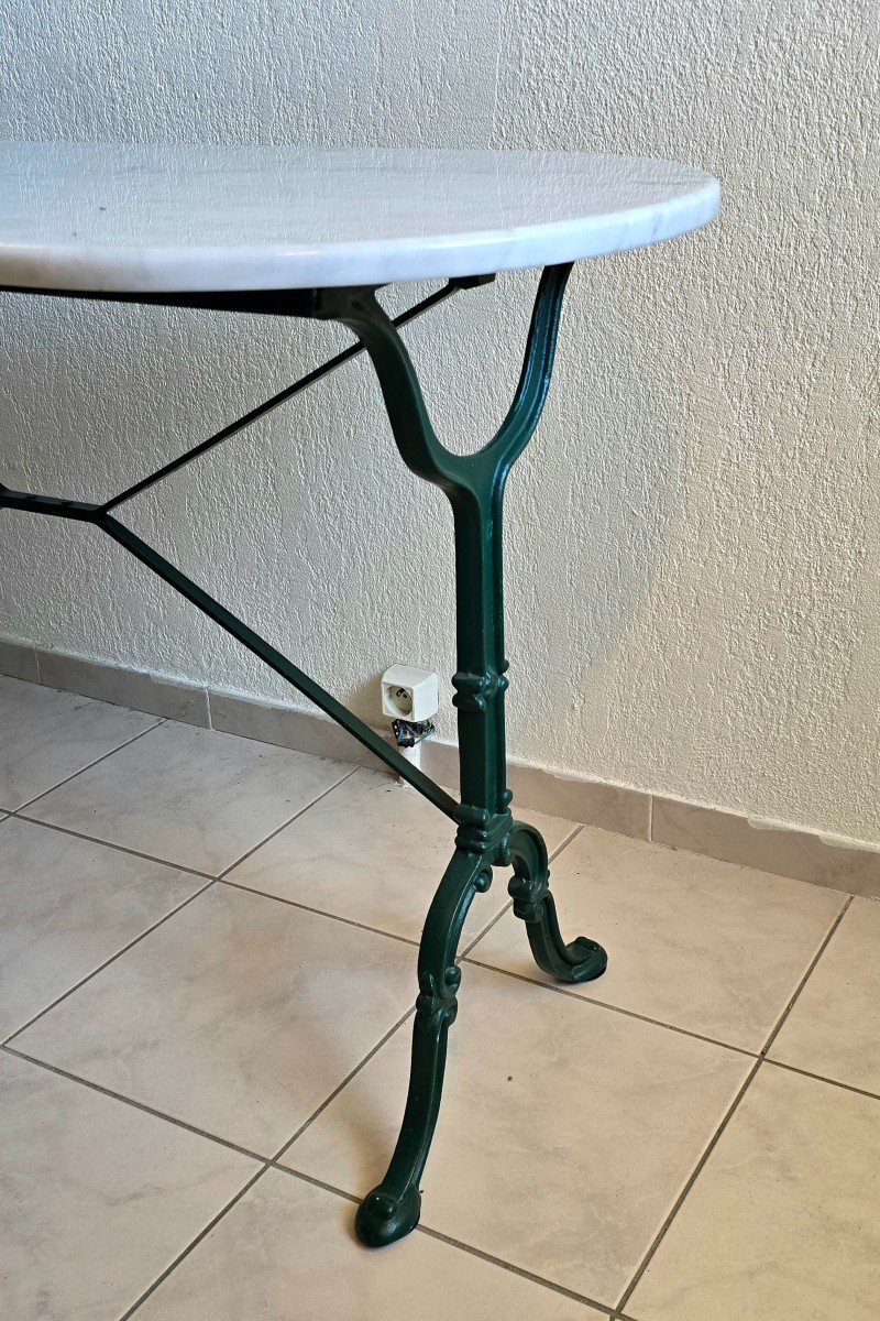 Oval Bistro Table - Marble And Cast Iron - Godin -photo-3