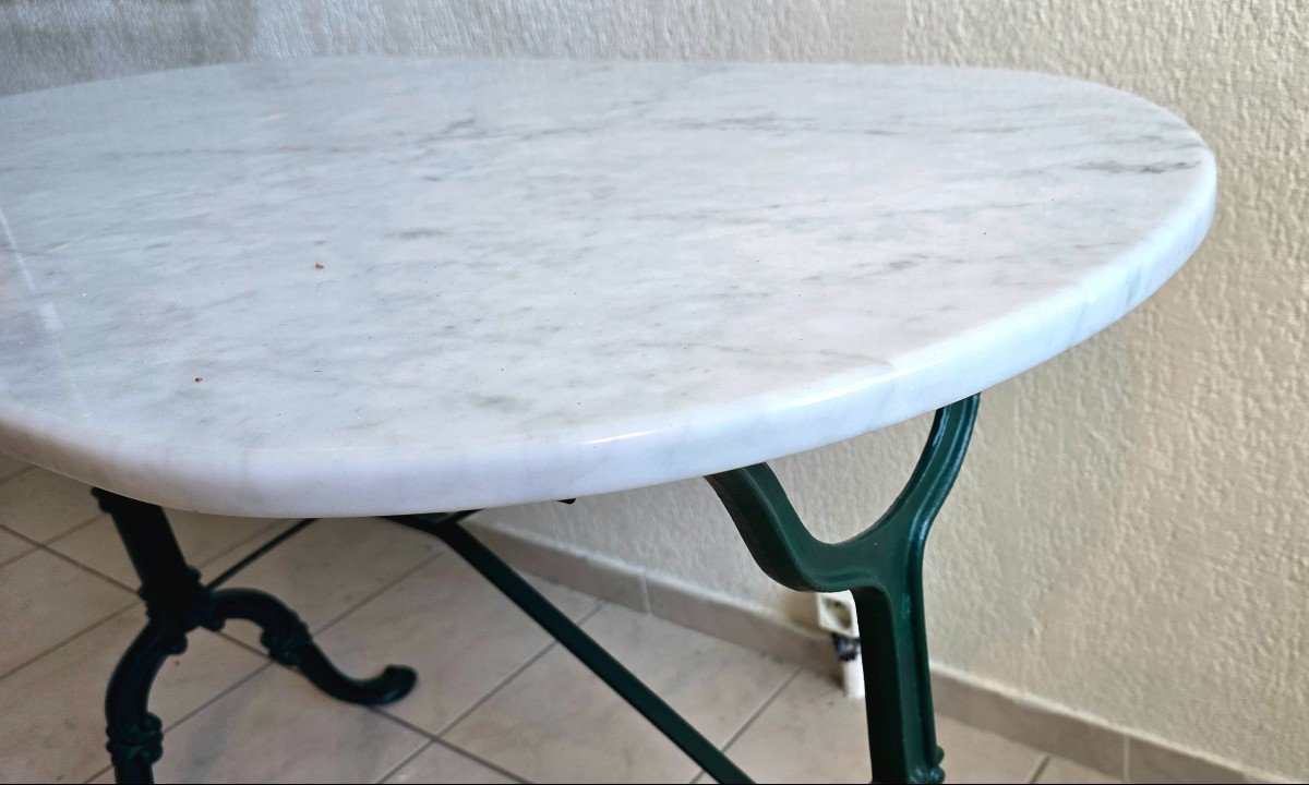 Oval Bistro Table - Marble And Cast Iron - Godin -photo-4