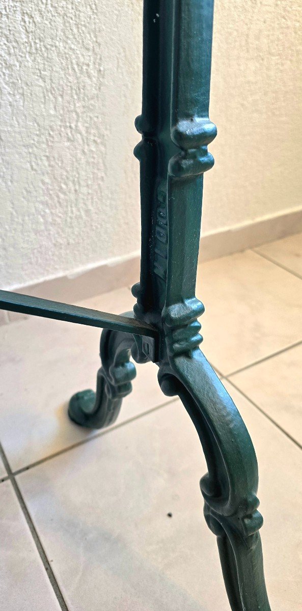 Oval Bistro Table - Marble And Cast Iron - Godin -photo-3