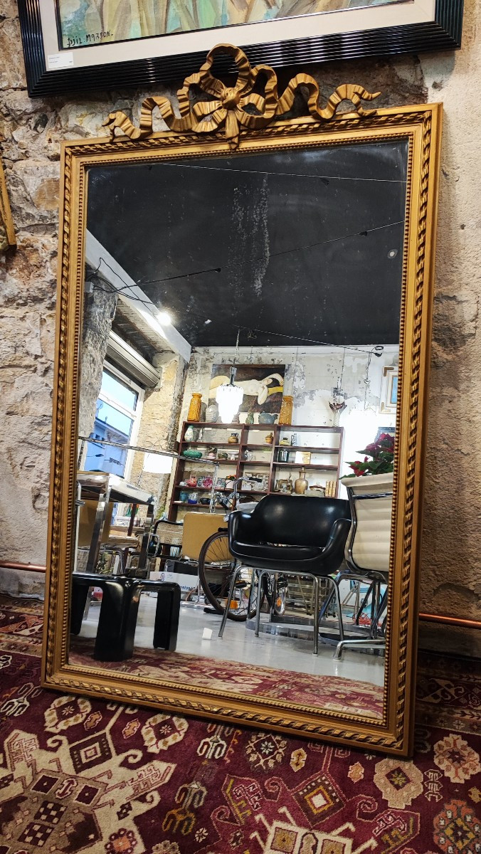 Grand miroir doré à ruban – époque Napoléon III - 136 cm