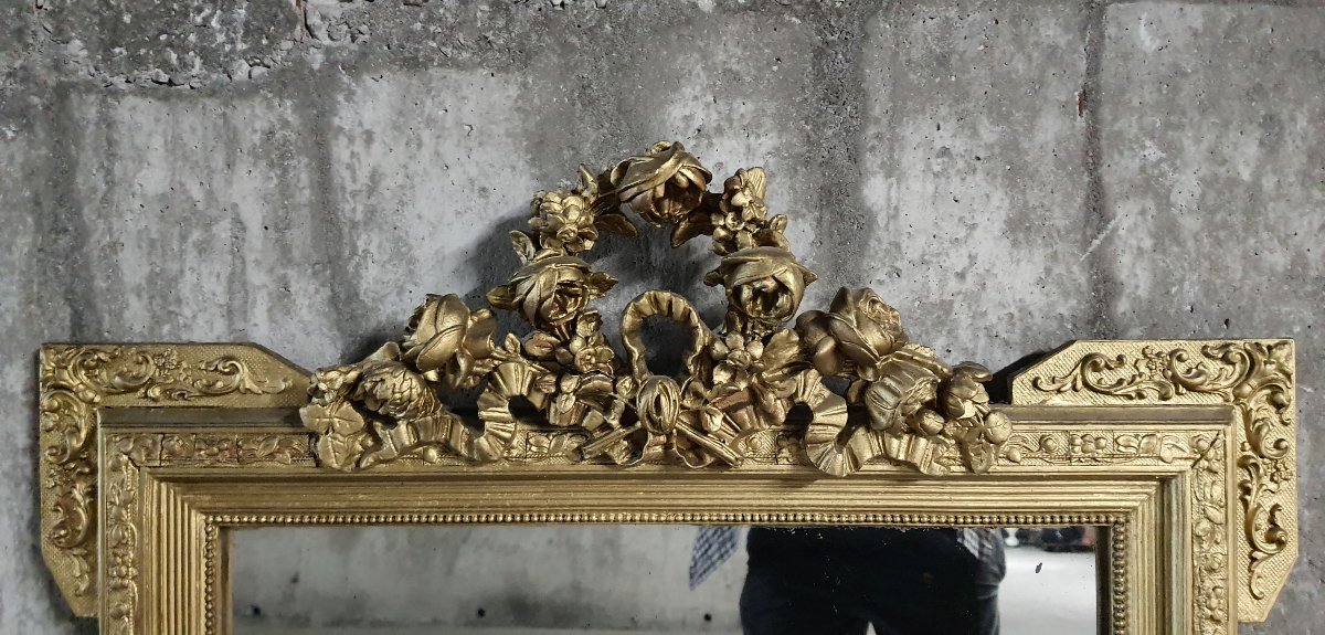 Miroir doré à fronton fleuri – époque Napoléon III - 107 cm-photo-4