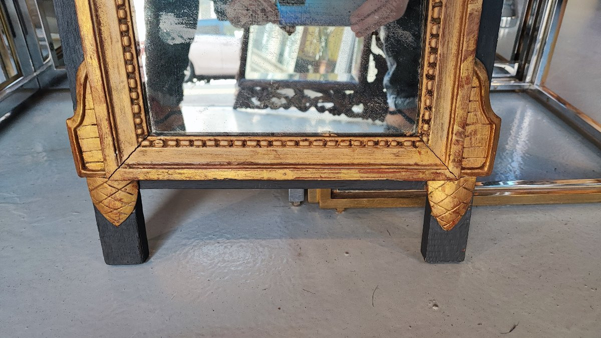 Miroir Louis XIV en bois sculpté doré époque XVIII - 75 cm-photo-4