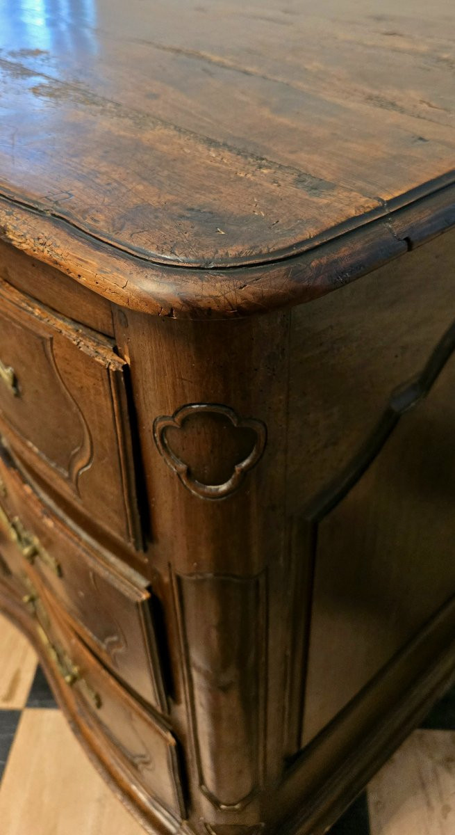 Commode arbalète en noyer massif, époque Louis XIV – début XVIIIᵉ siècle-photo-1