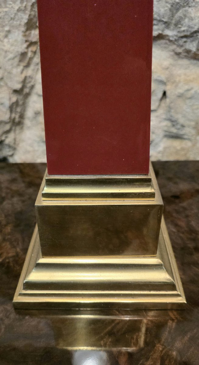 Jacques Charpentier (1918-1986) - Pair Of Red Resin Obelisks-photo-4