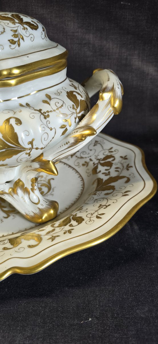 Le Tallec (paris) - Covered Tureen And Its Stand In Porcelain – Gilded Vegetal Decoration -photo-3