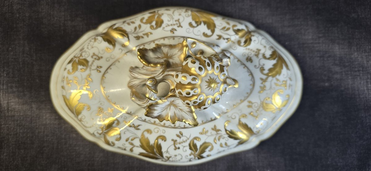 Le Tallec (paris) - Covered Tureen And Its Stand In Porcelain – Gilded Vegetal Decoration -photo-5