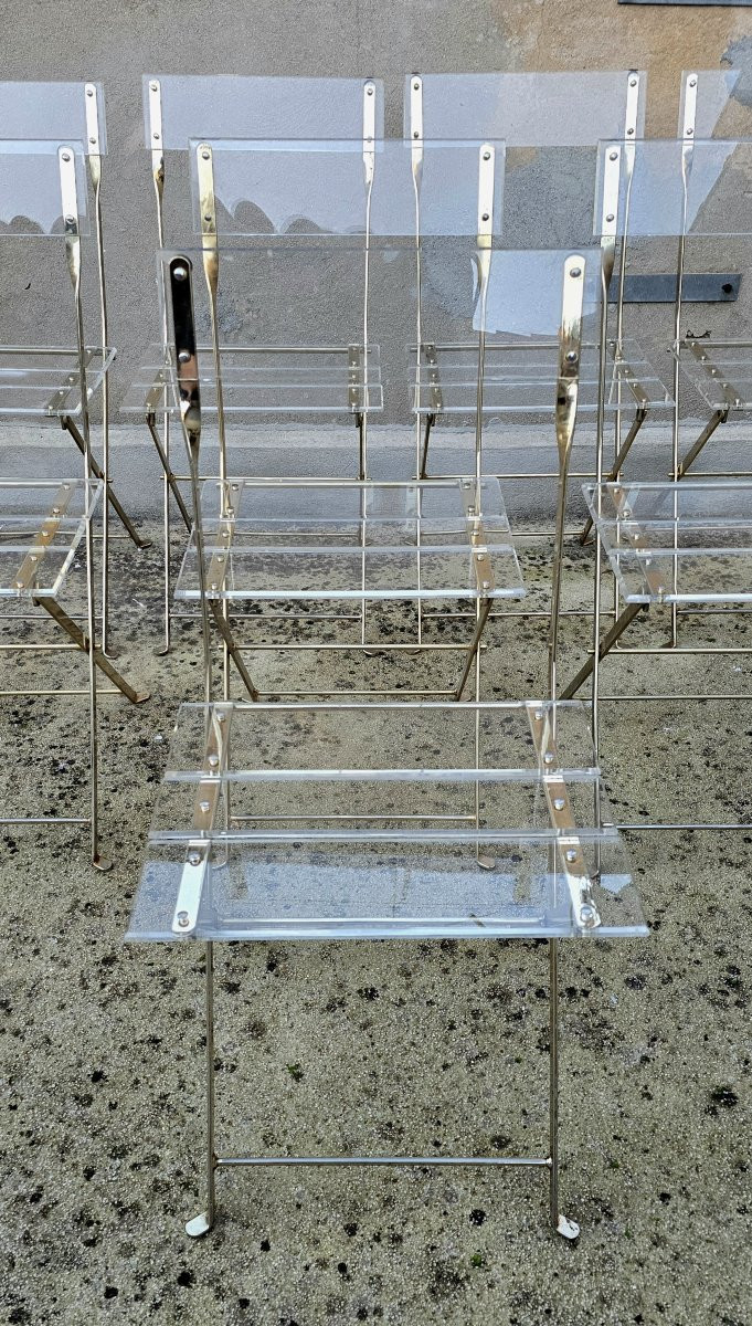 Yonel Lebovici (1937 - 1998) et Bernard Berthet suite de 8 chaises pliantes en plexiglas, 1970-photo-1