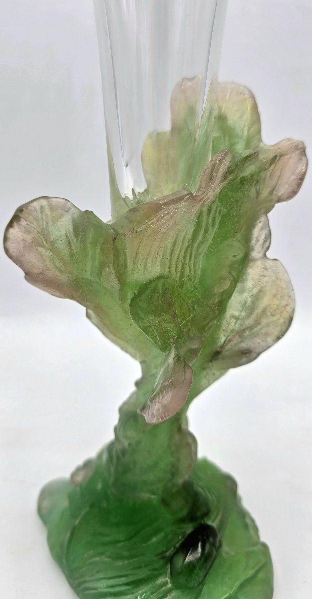 Daum - vase soliflore en cristal et pâte de verre verte à décor végétal-photo-1