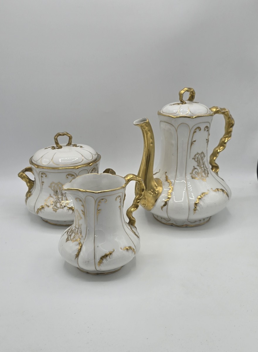 Antique Limoges Gilt Porcelain Dinner Service – Late 19th / Early 20th Century