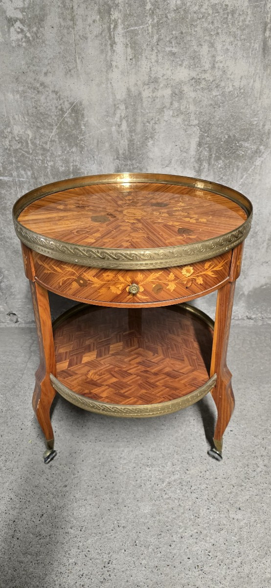 Guéridon à décor marqueté –XXᵉ siècle