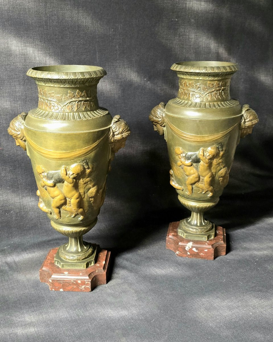 Pair Of Decorative Vases In Patinated Spelter – Neoclassical Style-photo-2