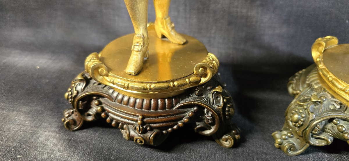 Paire de statuettes en régule doré – Personnages du XVIIIᵉ siècle-photo-4