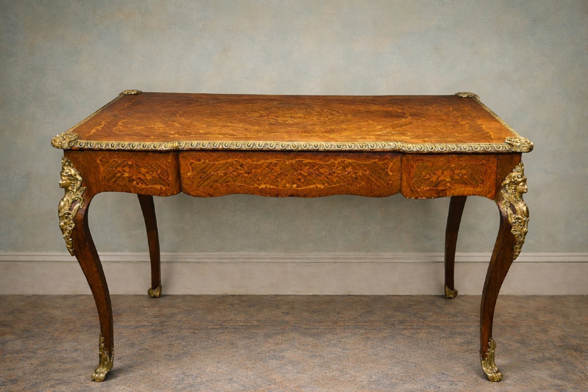 Louis XV Style Flat Desk In Marquetry - 20th Century Work
