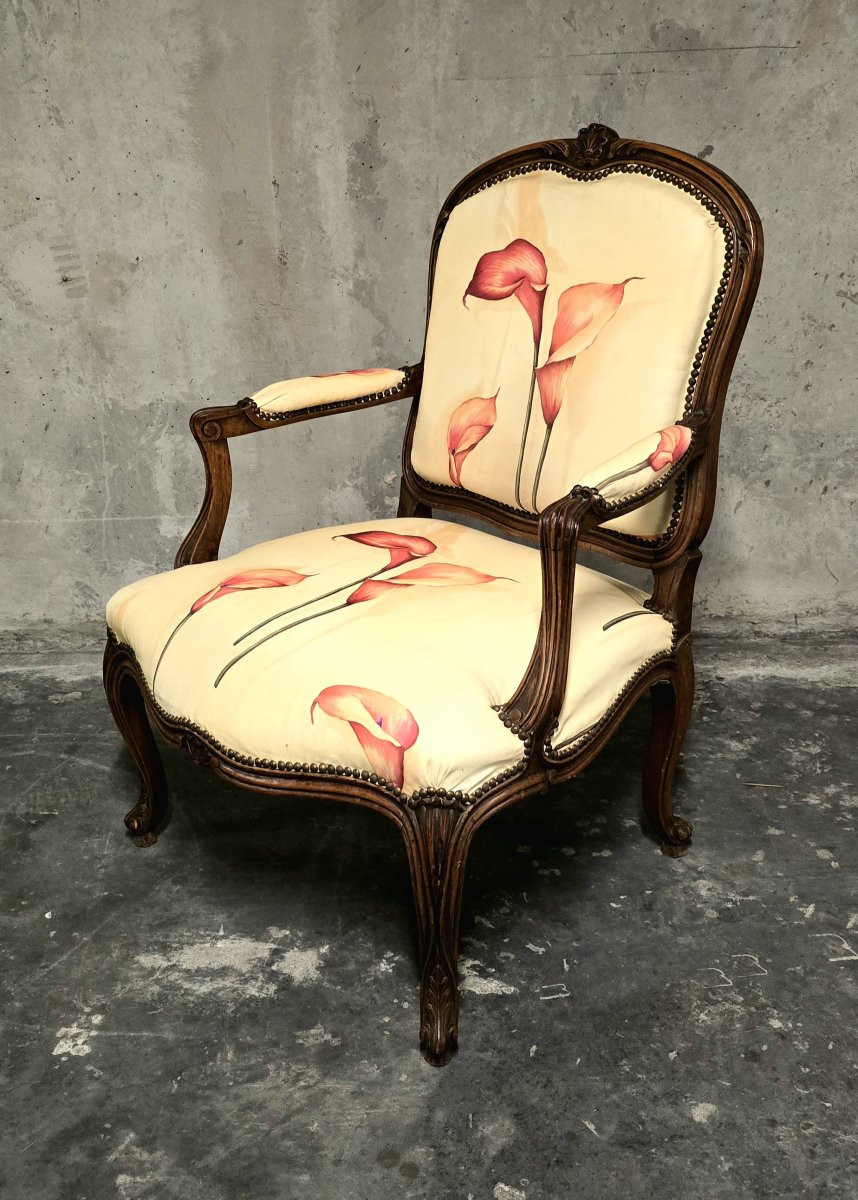 Fauteuil bergère de style Louis XV, travail du début XXe siècle-photo-3