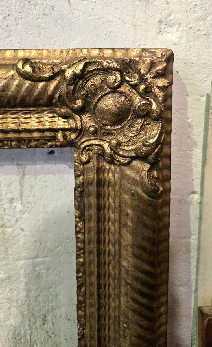 Cadre ancien en bois et stuc doré de style Louis XV – XIXe siècle – 103 x 76 cm-photo-2