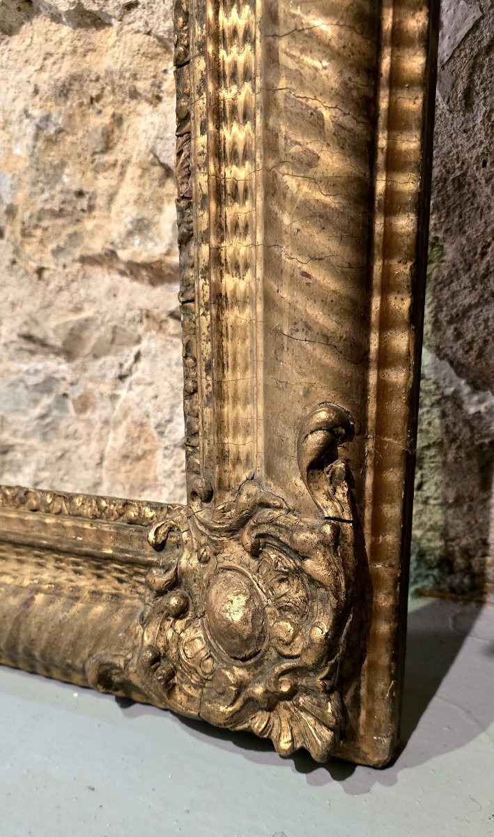 Cadre ancien en bois et stuc doré de style Louis XV – XIXe siècle – 103 x 76 cm-photo-4