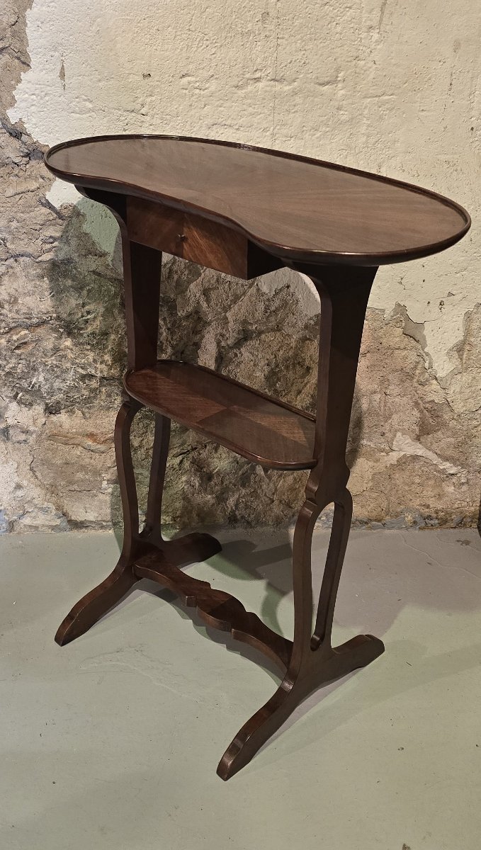 Table rognon en placage d’acajou, style Louis XVI, XXe-photo-2