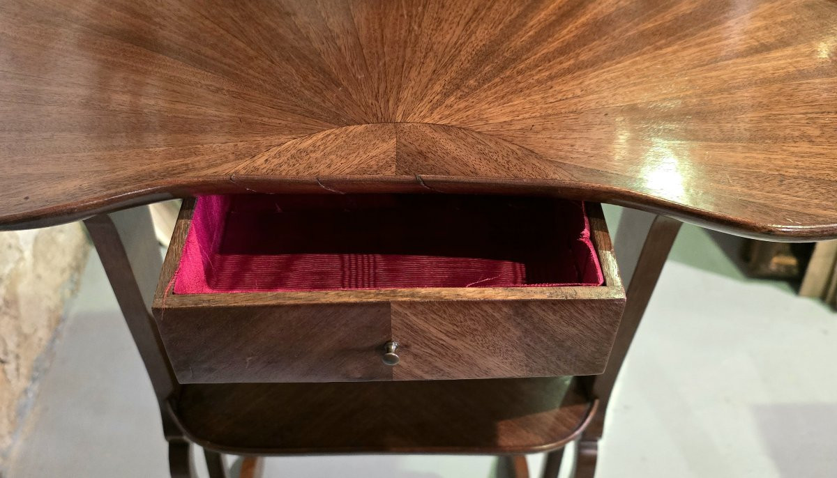 Table rognon en placage d’acajou, style Louis XVI, XXe-photo-4