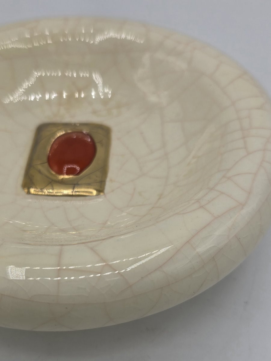 Faïenceries Et émaux De Longwy - Crackle-glazed Earthenware And Red Cabochon Pocket Tidy, 1970s-photo-1