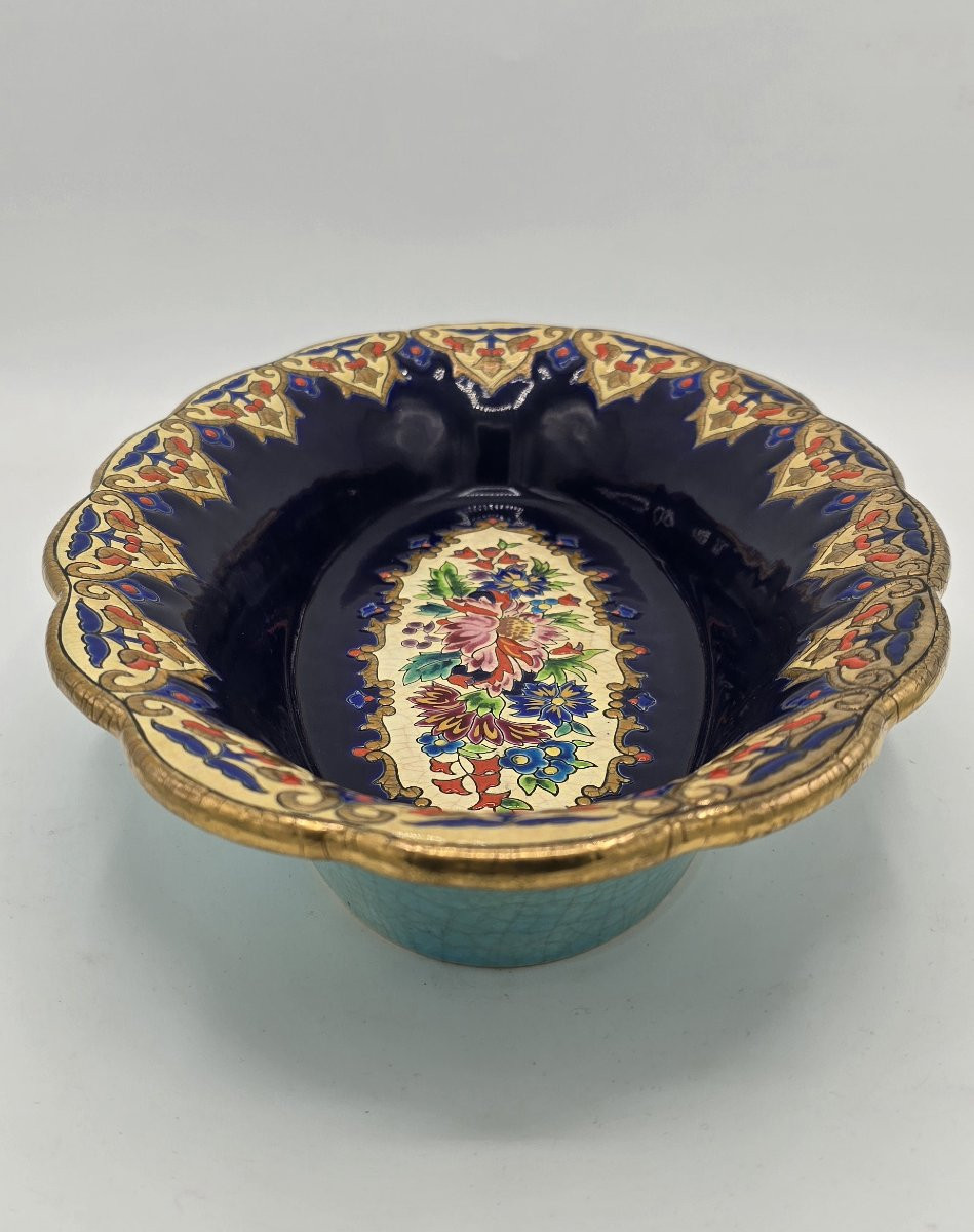 Plat ovale en faïence émaillée par M. P. Chevallier, Manufacture des Émaux de Longwy-photo-3