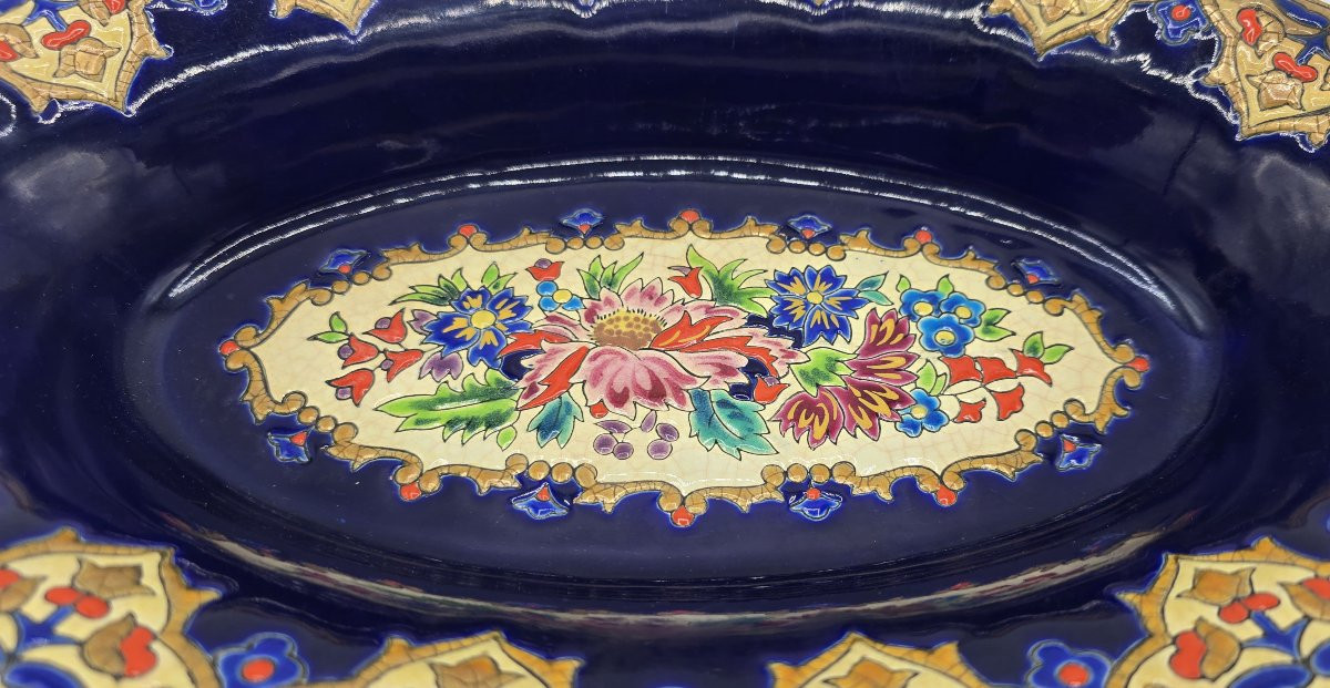 Plat ovale en faïence émaillée par M. P. Chevallier, Manufacture des Émaux de Longwy-photo-3
