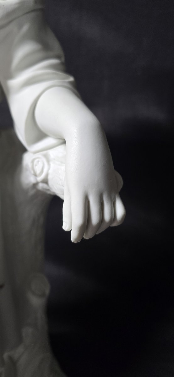 Large White Bisque Sculpture In The Style Of 19th-century Sèvres -photo-5