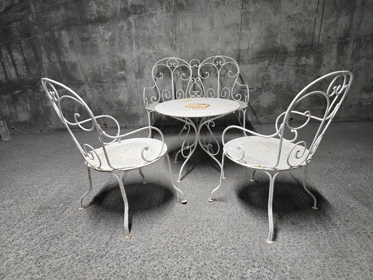 Salon de jardin ancien en fer forgé, début du XXe siècle