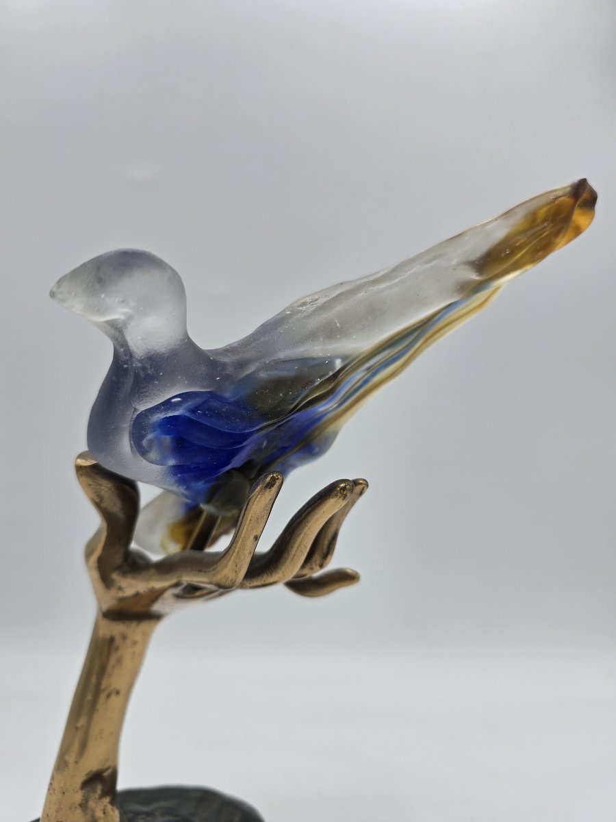 Sculpture Yves Lohé « Main à l’oiseau » – Bronze et pâte de verre – 2003-photo-1