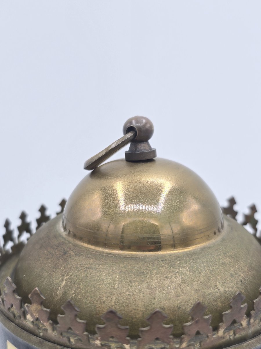 Promotional Cigarette Dispenser Shaped Like A Morris Column Kiosk – 1930s–1940s-photo-3