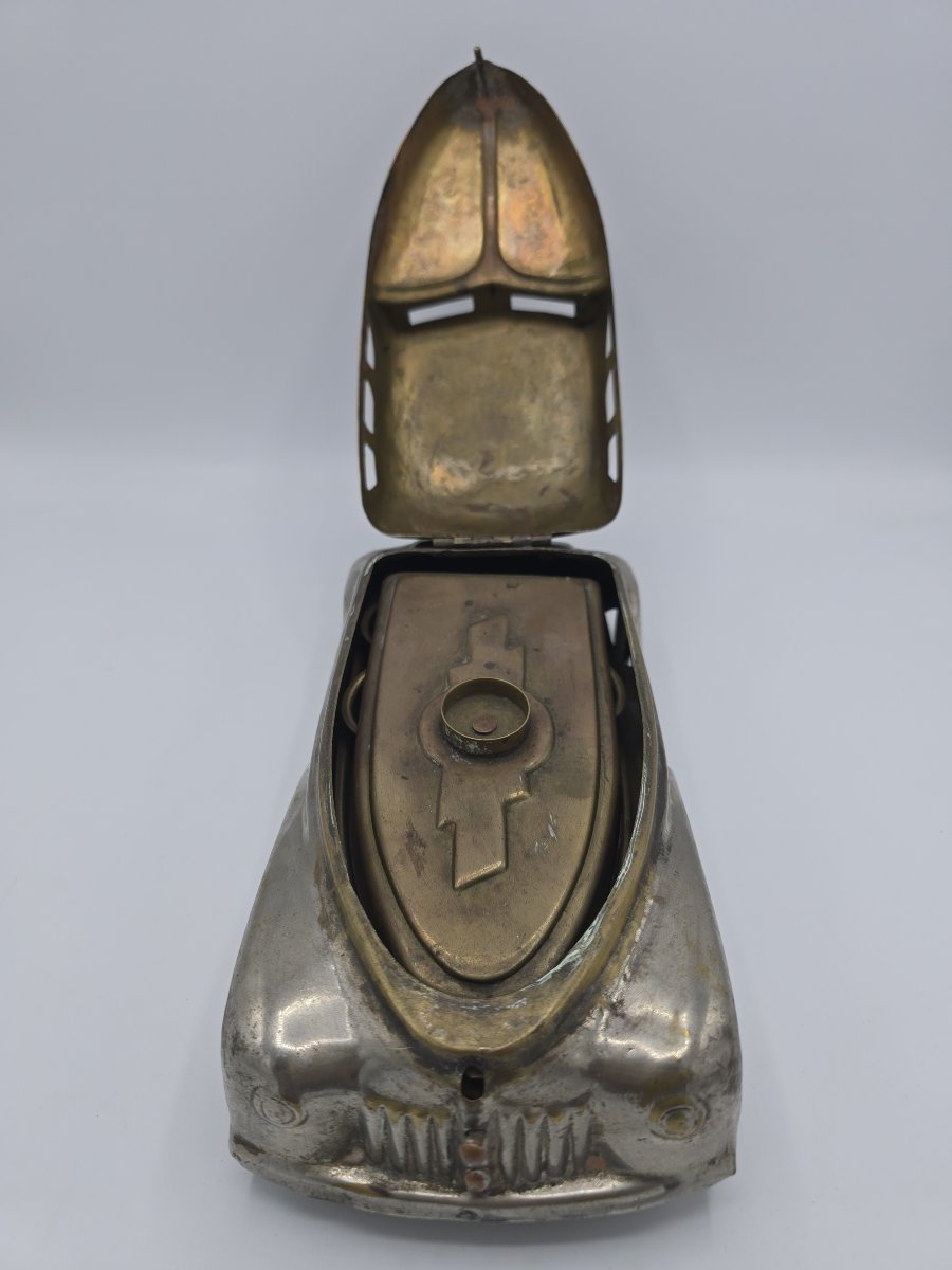 Betel Motor Car Paan Box Made Of Nickel-plated Brass – Patent No. 75086 – India, Mid-20th Century-photo-3