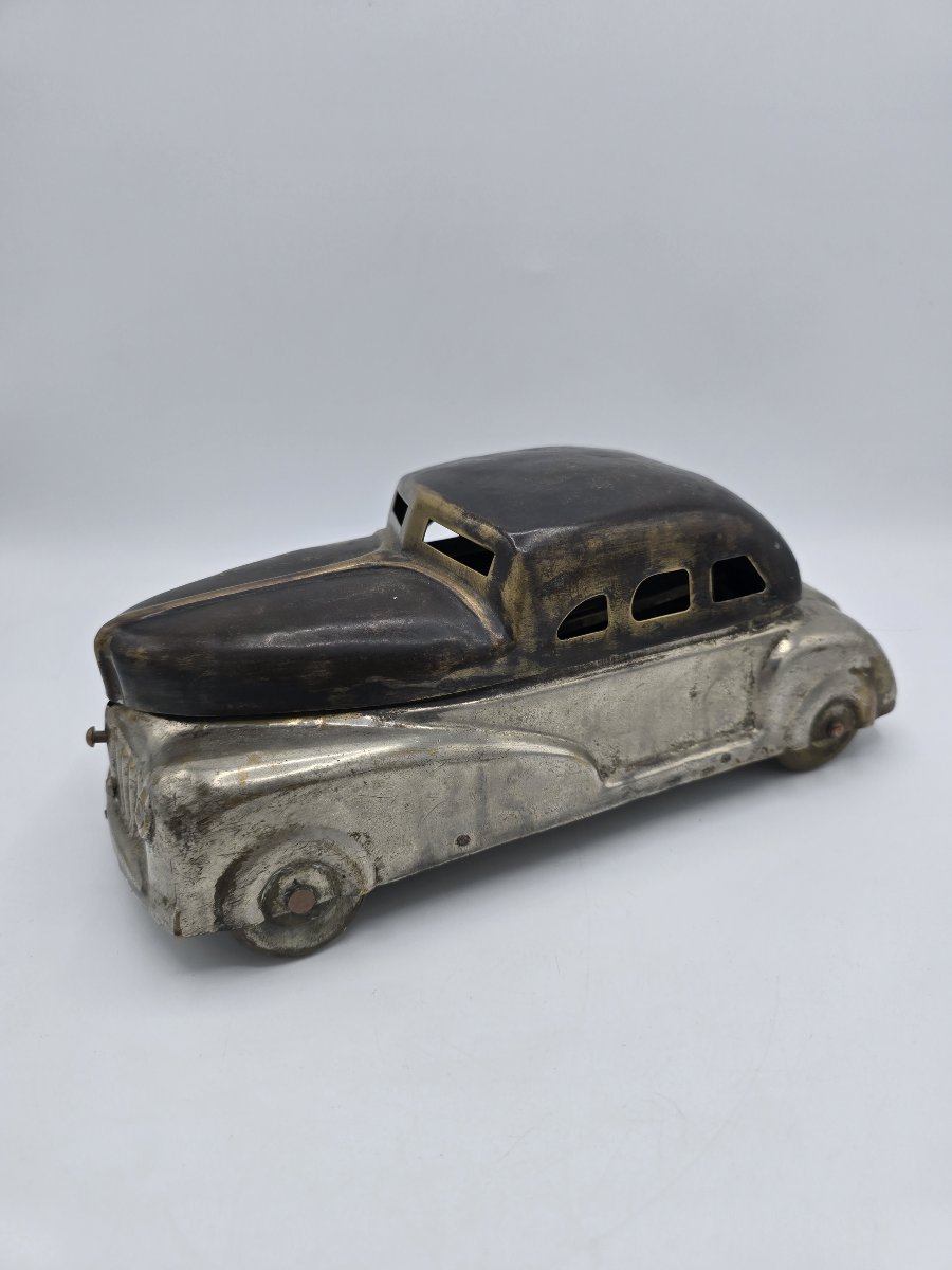 Betel Motor Car Paan Box Made Of Nickel-plated Brass – Patent No. 75086 – India, Mid-20th Century