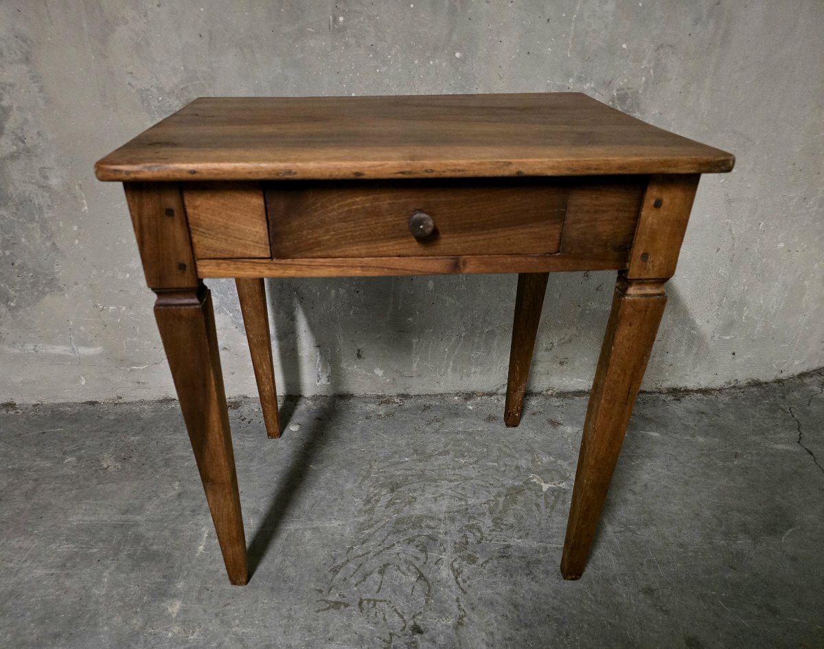 Table à écrire en noyer, XVIIIe siècle, travail provincial-photo-2