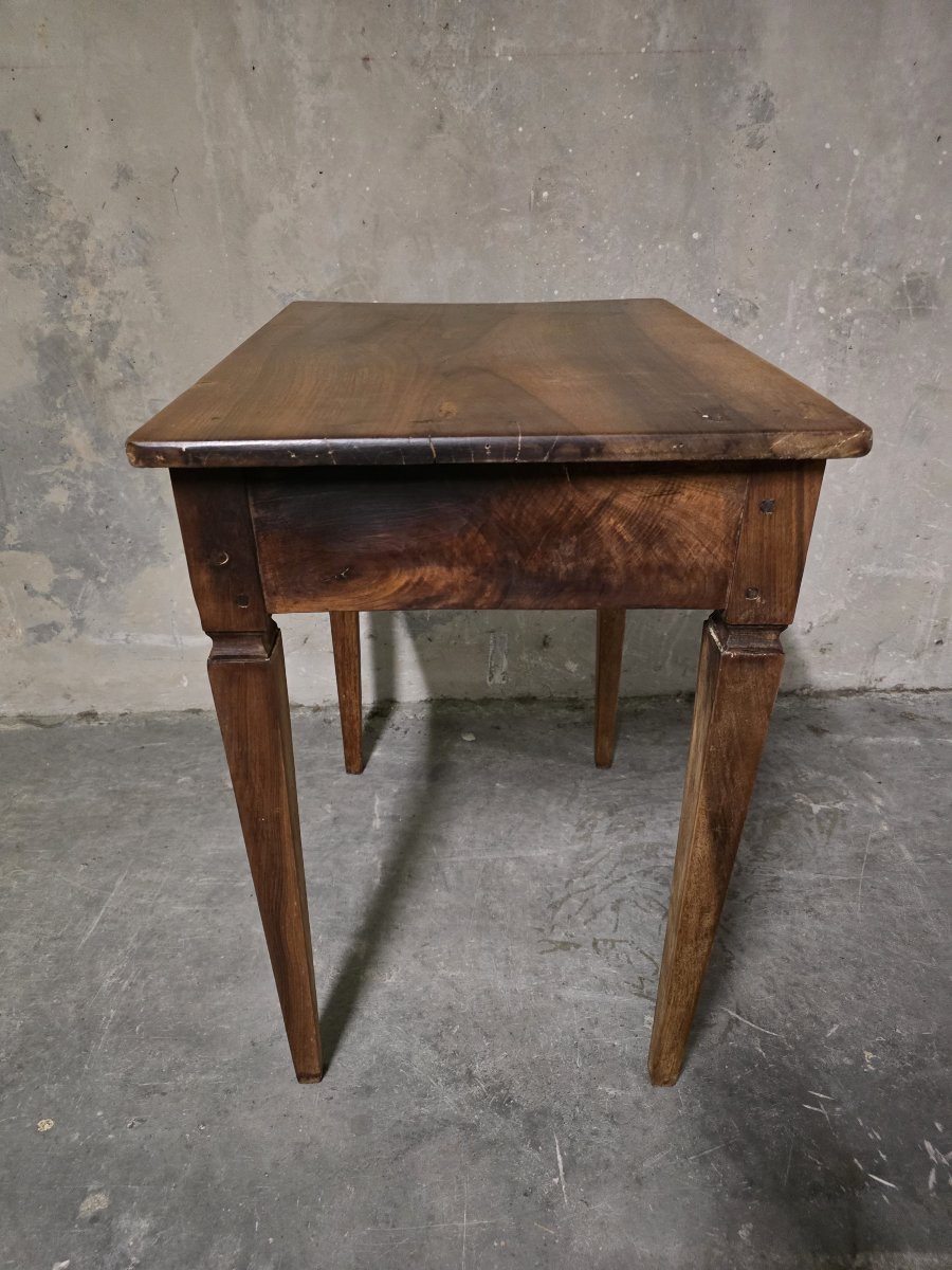 Table à écrire en noyer, XVIIIe siècle, travail provincial-photo-3